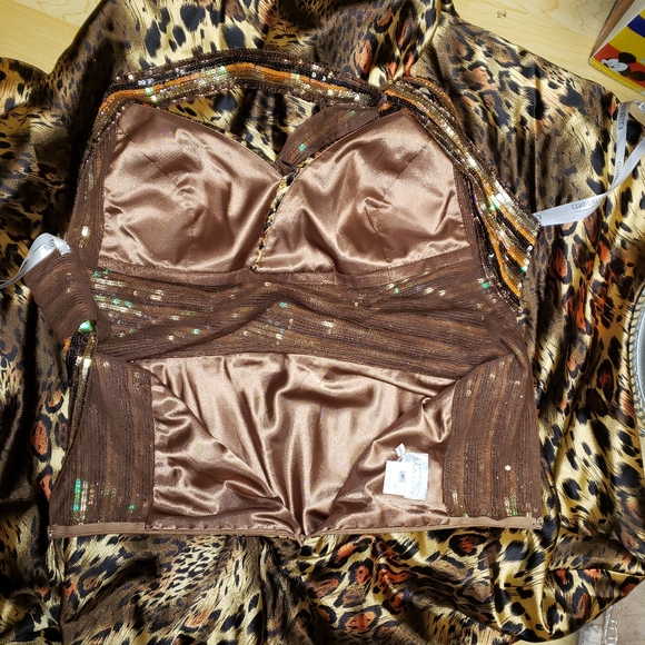 Leopard Evening dress - Picture 14 of 16